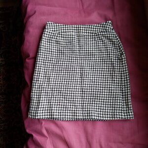 Vintage Hugo Buscati High Waisted Houndstooth Pencil Skirt